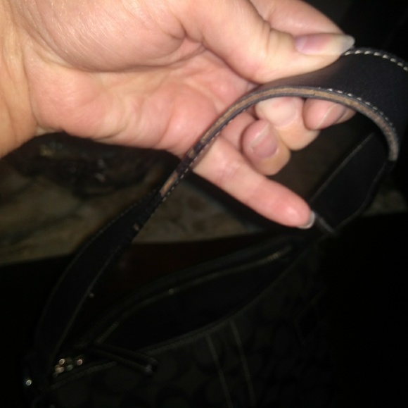 Coach Handbag - Picture 6 of 7